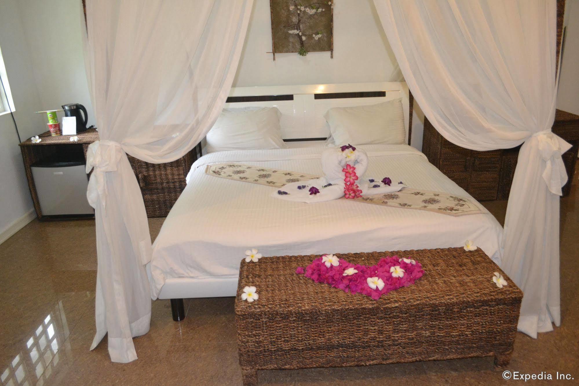Alfheim Resort Lapu-Lapu City Eksteriør billede